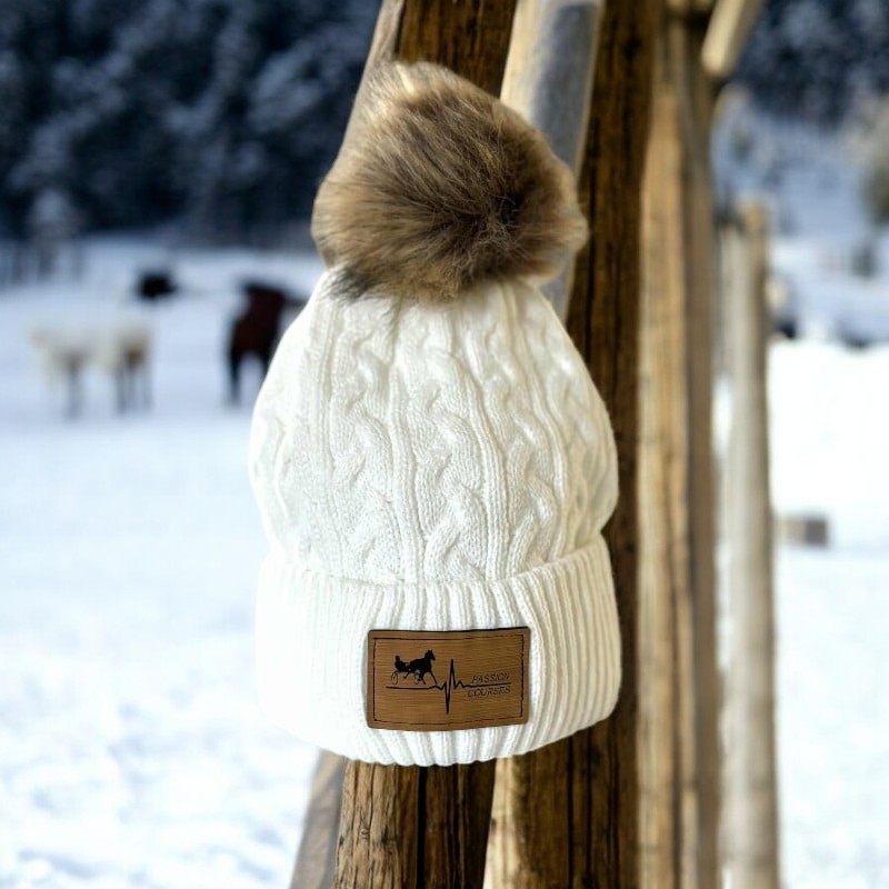 Tuque avec pompon Passion Courses 2025-26 (femme)
